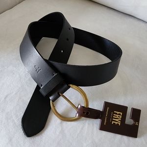 NWT FRYE black women's belt